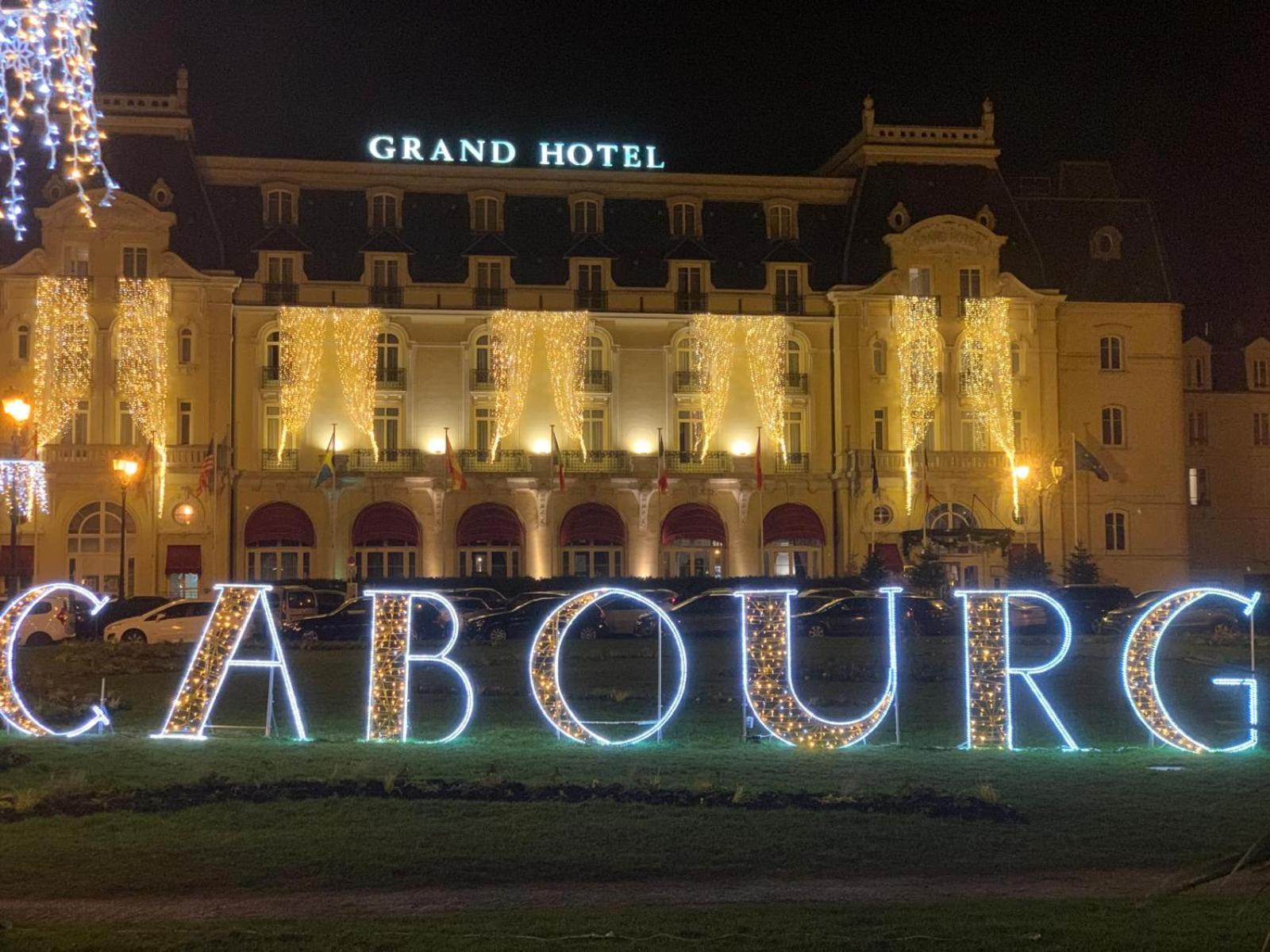 Le Nid De Plage A 100 M De La Mer Cabourg Exterior photo
